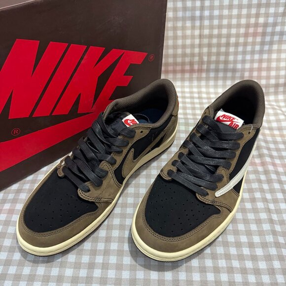 Nike Travis Scott X Air Jordan 1 Retro Low Og Mocha - Picture 1 of 6